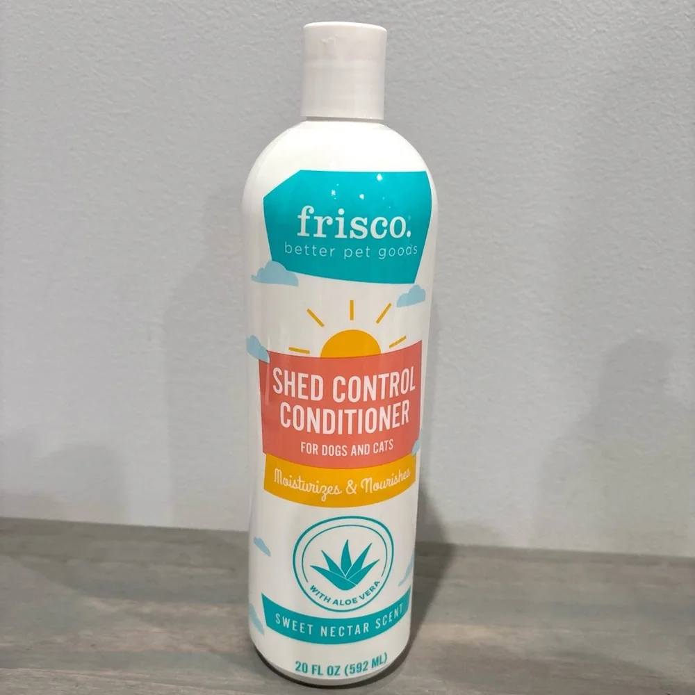 Frisco Dog & Cat Pet Shed Control Shampoo W/ Aloe Vera Sweet Nectar Scent 20 Oz